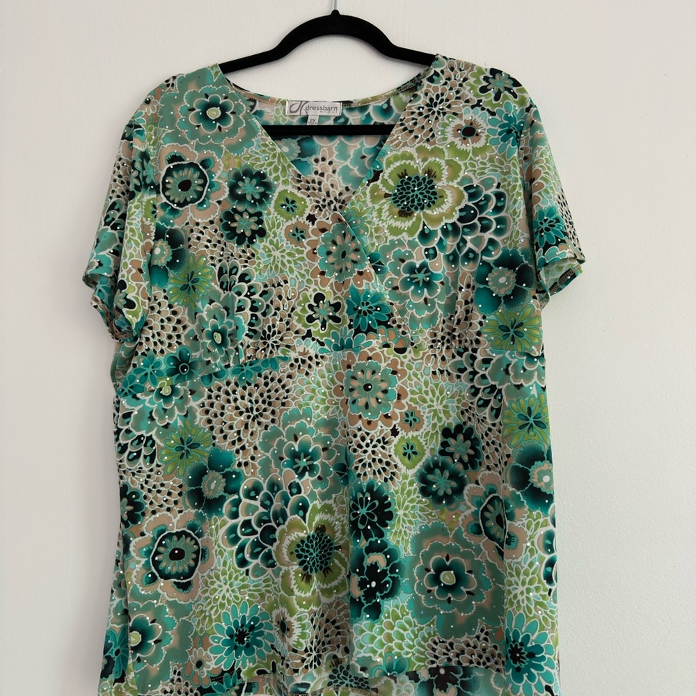 Dressbarn Teal and Beige Floral Blouse‎